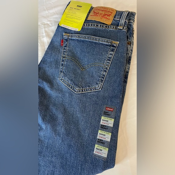 Sold NWT LEVIS’S JEAN SKINNY SIZE 34/30 - Picture 3 of 6